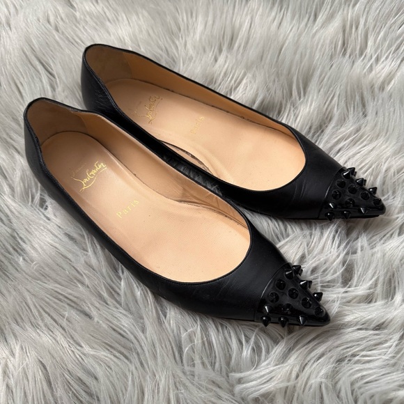 CHRISTIAN LOUBOUTIN Black Leather Studded Spike Cap Toe Geo Pump Flats Size 37.5 - Picture 1 of 10